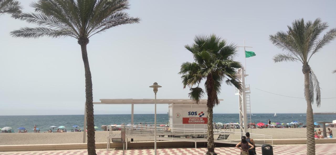 Apartamento Playa Zapillo Almería Dış mekan fotoğraf